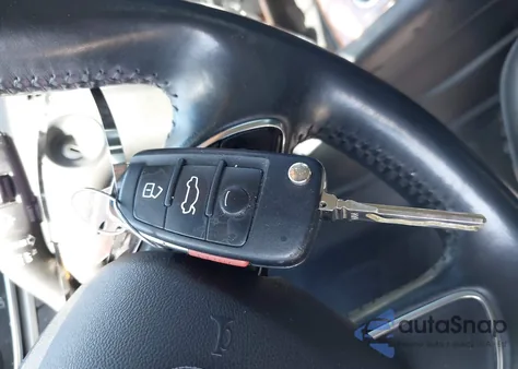 2015 Audi Q7 3.0T Premium из США, поврежденный, VIN WA1CGBFE5FD003155